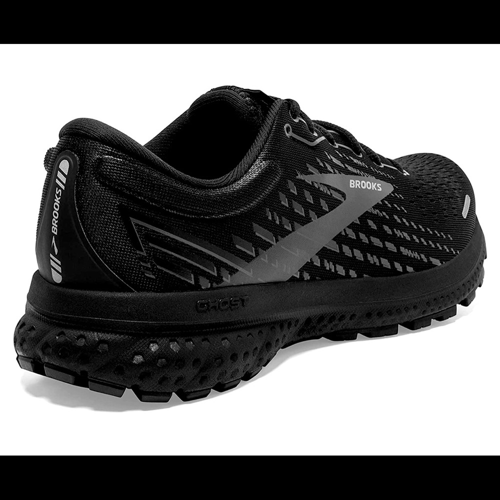 Brooks Ghost - Women’s 9.5 all black. Worn once.